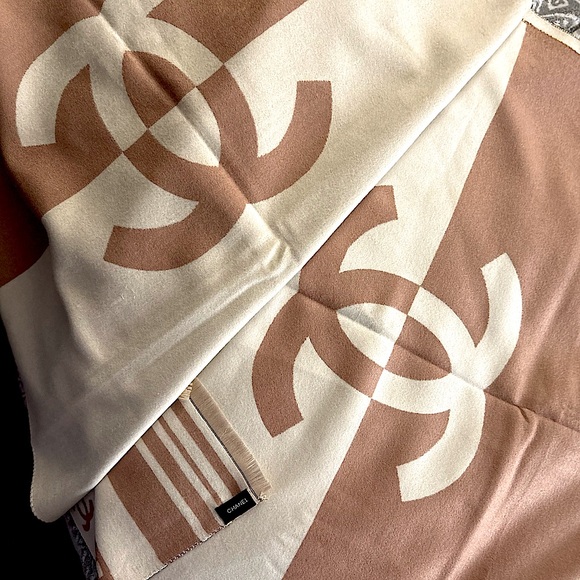 Authentic CHANEL Rose Pastel Color Theme Scarf. - Picture 12 of 17